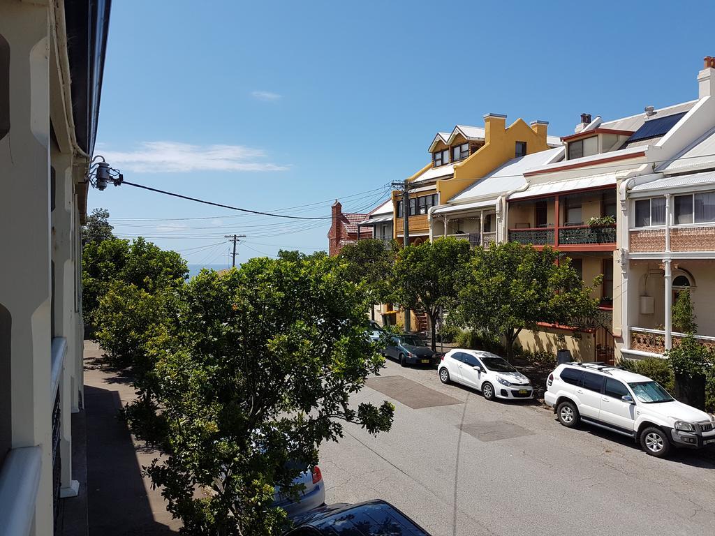 Newcastle Short Stay Accommodation - Vista Apartment Exterior photo